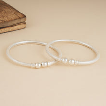 Load image into Gallery viewer, Everyday Silver Bangles  (Single)