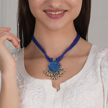 Load image into Gallery viewer, Tribal Glass Pendant Necklace