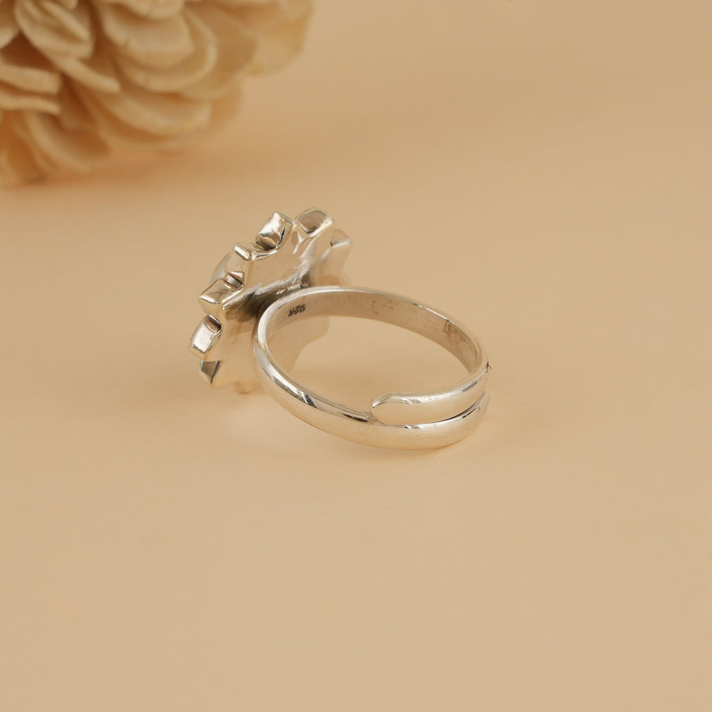 Mini Ruby Flower Pearl Ring
