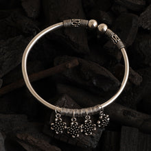 Load image into Gallery viewer, Silver Bracelet