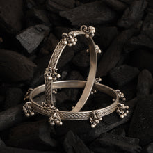 Load image into Gallery viewer, Silver Braided Bangles (Single)
