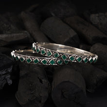 Load image into Gallery viewer, Green Silver Bangle (Single)