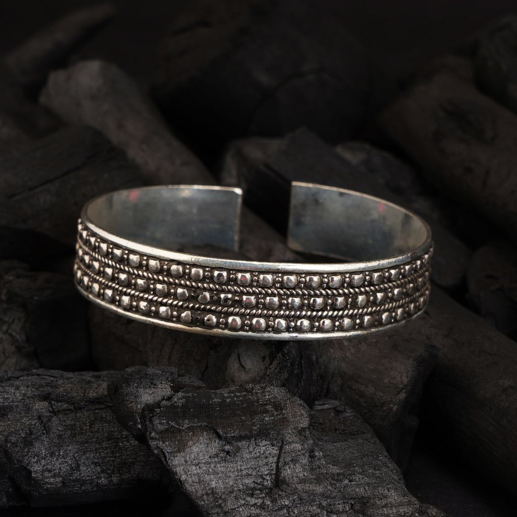 Silver Hand Cuff