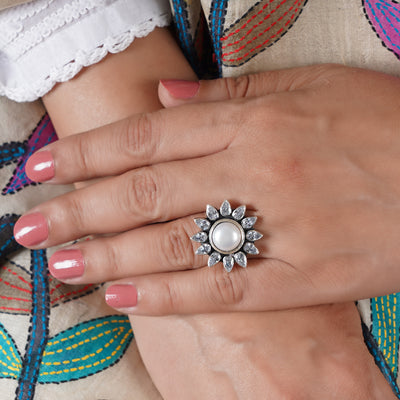 Zircon Flower Pearl Ring