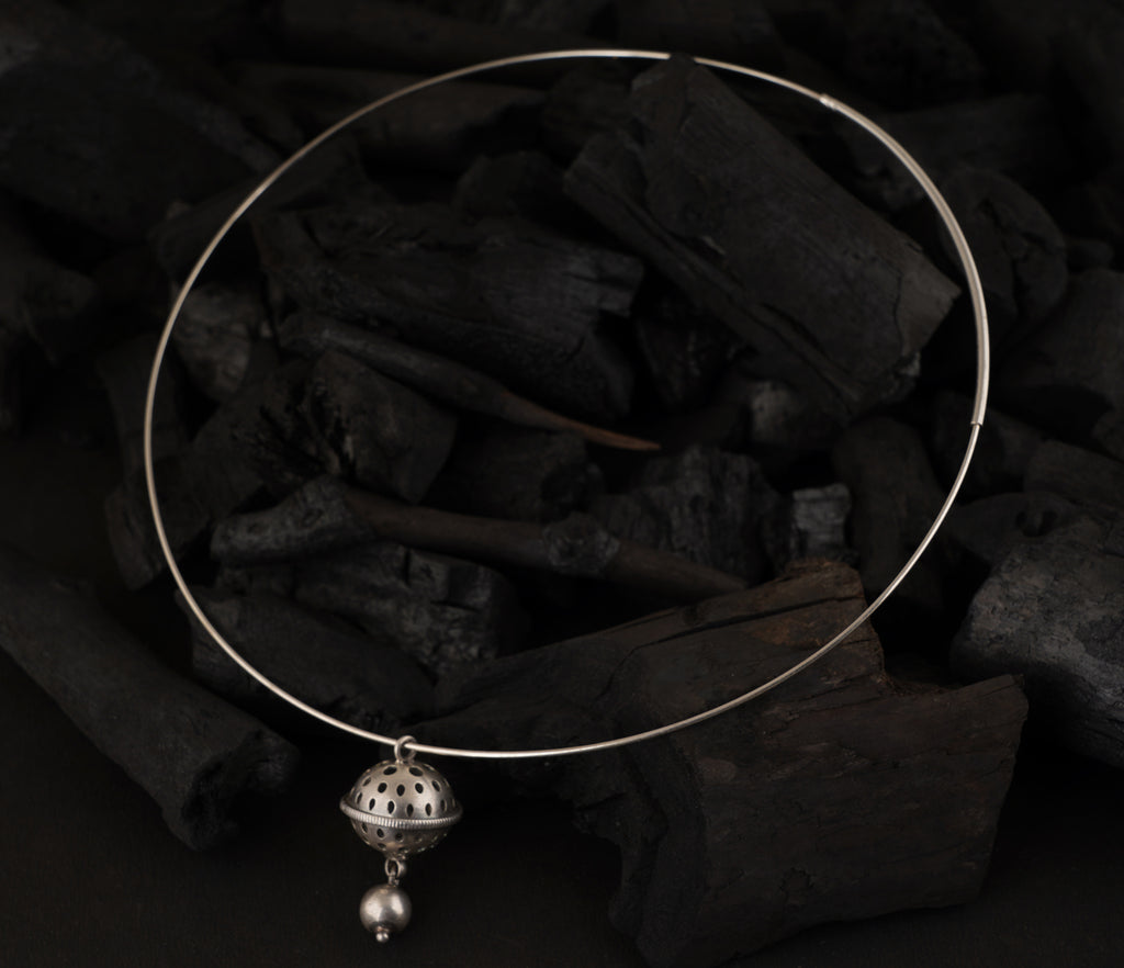 Silver Hasli With Ball Pendant