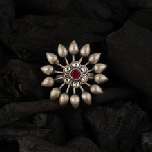 Load image into Gallery viewer, Kundan Flower Ring