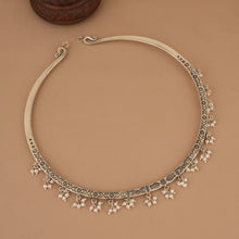 Load image into Gallery viewer, Embossed Silver Hasli