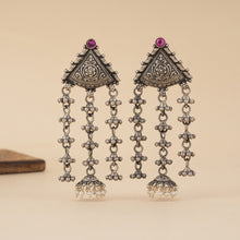 Load image into Gallery viewer, Nakashi Silver Earrings