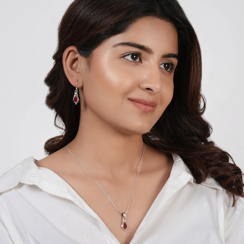 Ruby Pendant Set
