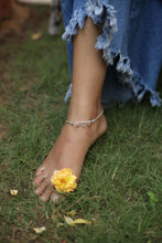 Load image into Gallery viewer, Runjhun Anklet