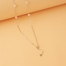 Load image into Gallery viewer, Silver Zircon Leaf Necklace