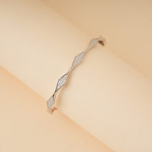 Load image into Gallery viewer, Silver Zircon Zigzag Bracelet