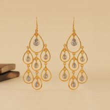 Load image into Gallery viewer, Goldplated Silver Chandelier Earrings