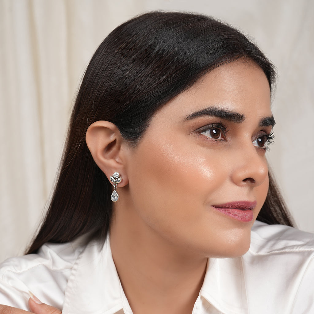 Silver Teardrop Zircon Studs