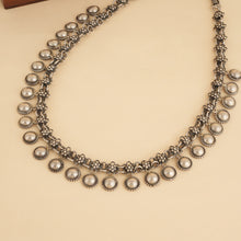 Load image into Gallery viewer, Silver choker necklace with pearl like design on a beige background
