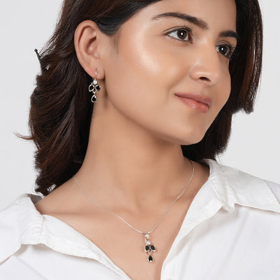 Black Onyx & Pearl Pendant Set