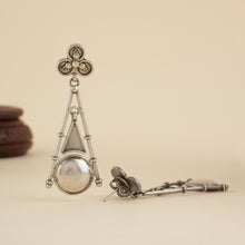 Load image into Gallery viewer, Dot &amp; Drop Earrings