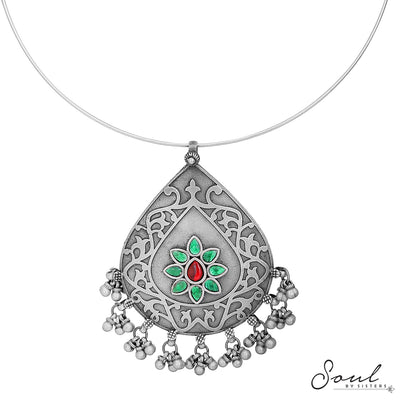 Drop Shaped Pendant Necklace