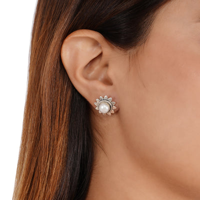 Flower Pearl Studs