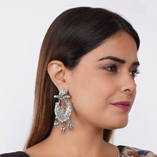 Load image into Gallery viewer, Mewad Silver Earrings