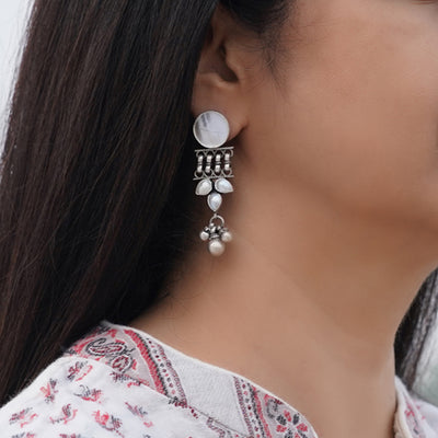 Silver Pearl Earrings