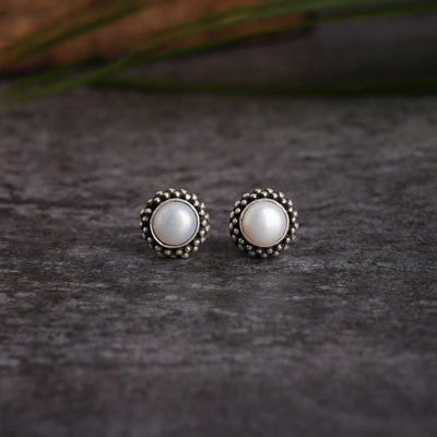 Classic Pearl Studs