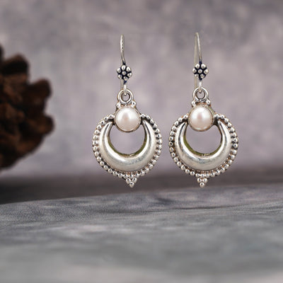 Silver Pearl Earrings