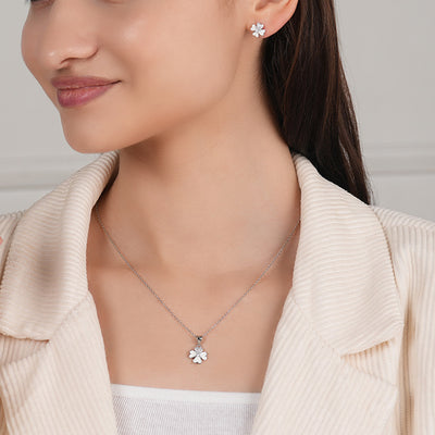 Fine White Flower Pendant Set