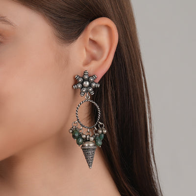 Gole Panna Long Silver Earring