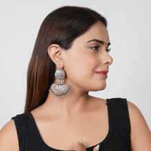 Load image into Gallery viewer, Mewad Parrot Silver Earrings
