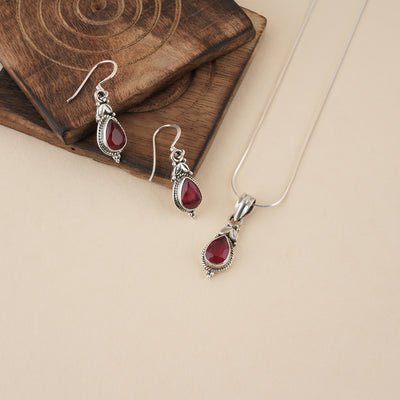 Ruby Pendant Set