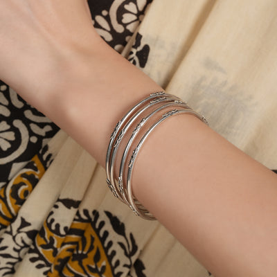 Everyday Embossed Silver Bangles  (Single)