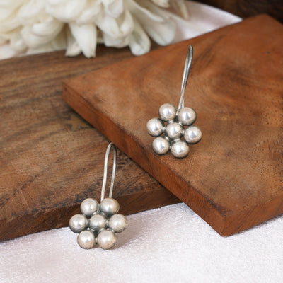 Silver Kudi Hook Earrings