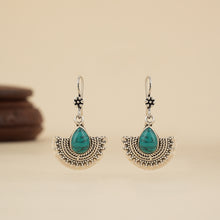 Load image into Gallery viewer, Silver Lamp Earrings