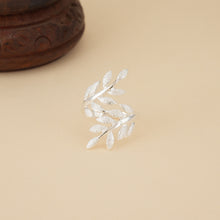 Load image into Gallery viewer, Silver Fern Wrap Ring