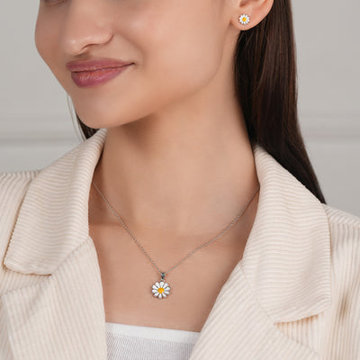Sterling Silver Mini Daisy Pendant Set