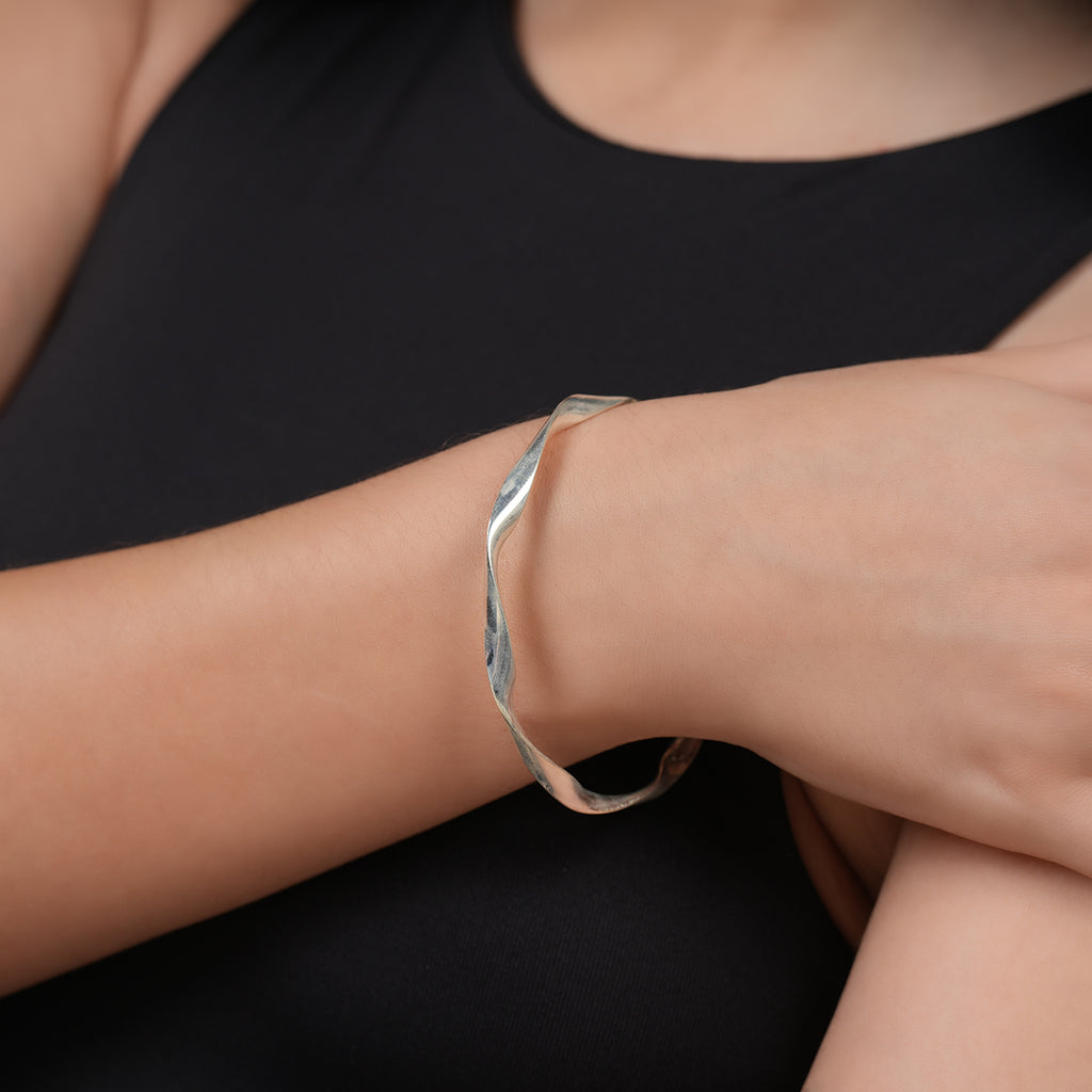 Twisted Tide Open Cuff